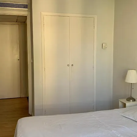 アパート 1 Bedroom Flat In The Street